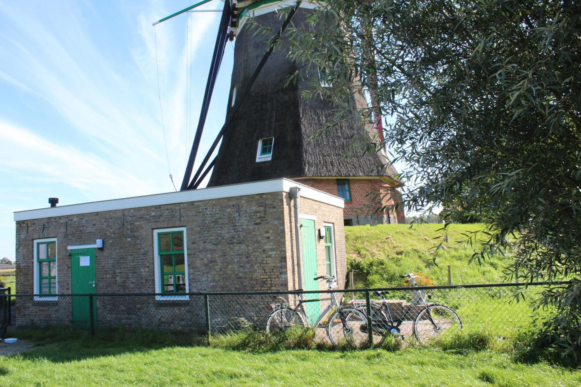 Slapen Aan De Voet Van De Molen Ovezande Dış mekan fotoğraf